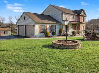 102 Sycamore Ln N, Washington, PA 15301