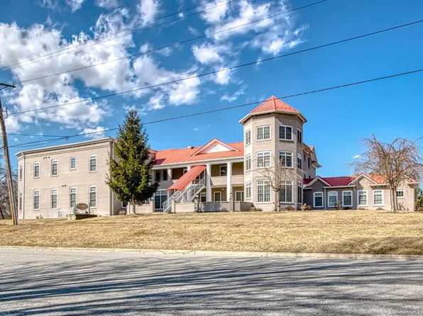 210 E Withers Rd APT 206, Wytheville, VA 24382