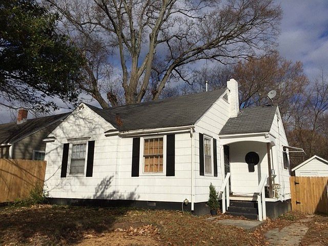 1st image of 3704 Park Ave