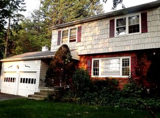 17 Patroon Pl, Loudonville, NY 12211