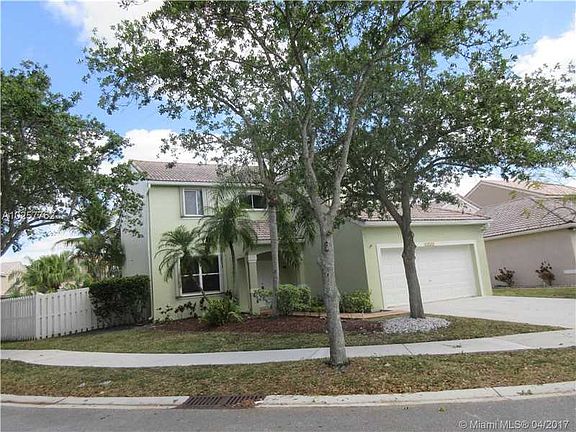 Weston For Rent: 4 bed-2.5 bath/Pool