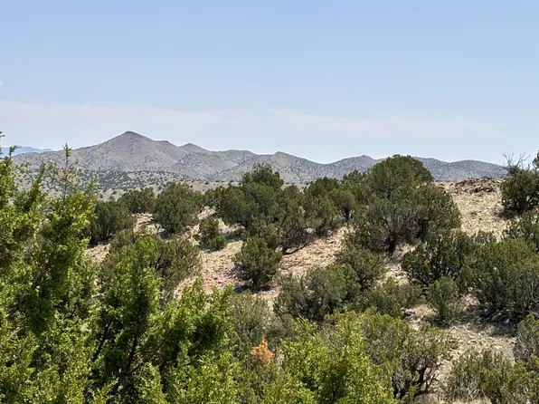 13 Abbe Spgs, Magdalena, NM 87825