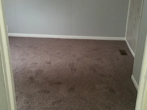 4502 Jones St, South Charleston, WV 25309