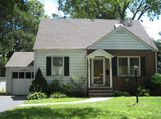 2436 Mountain Ave, Scotch Plains, NJ 07076