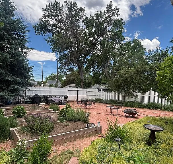 1507 N Nevada Ave #3 — Photo 3