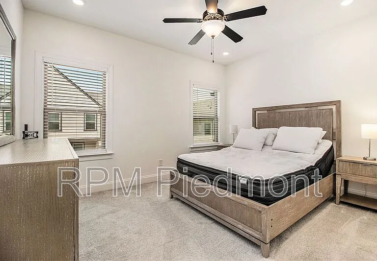 2638 Caruso Way — Photo 4