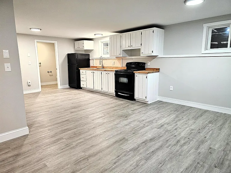 13 Egypt Rd #B — Photo 2
