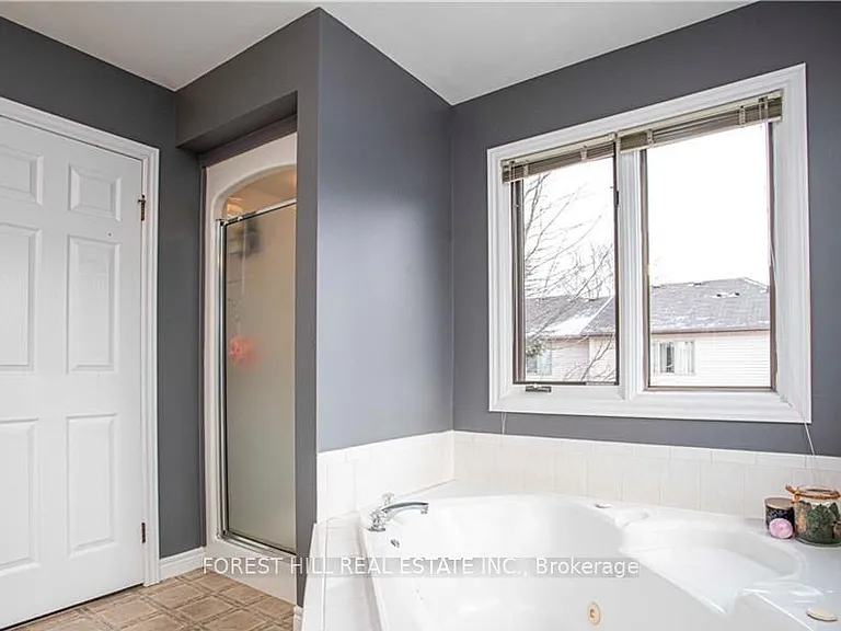 1478 Adelaide St N #23 — Photo 16