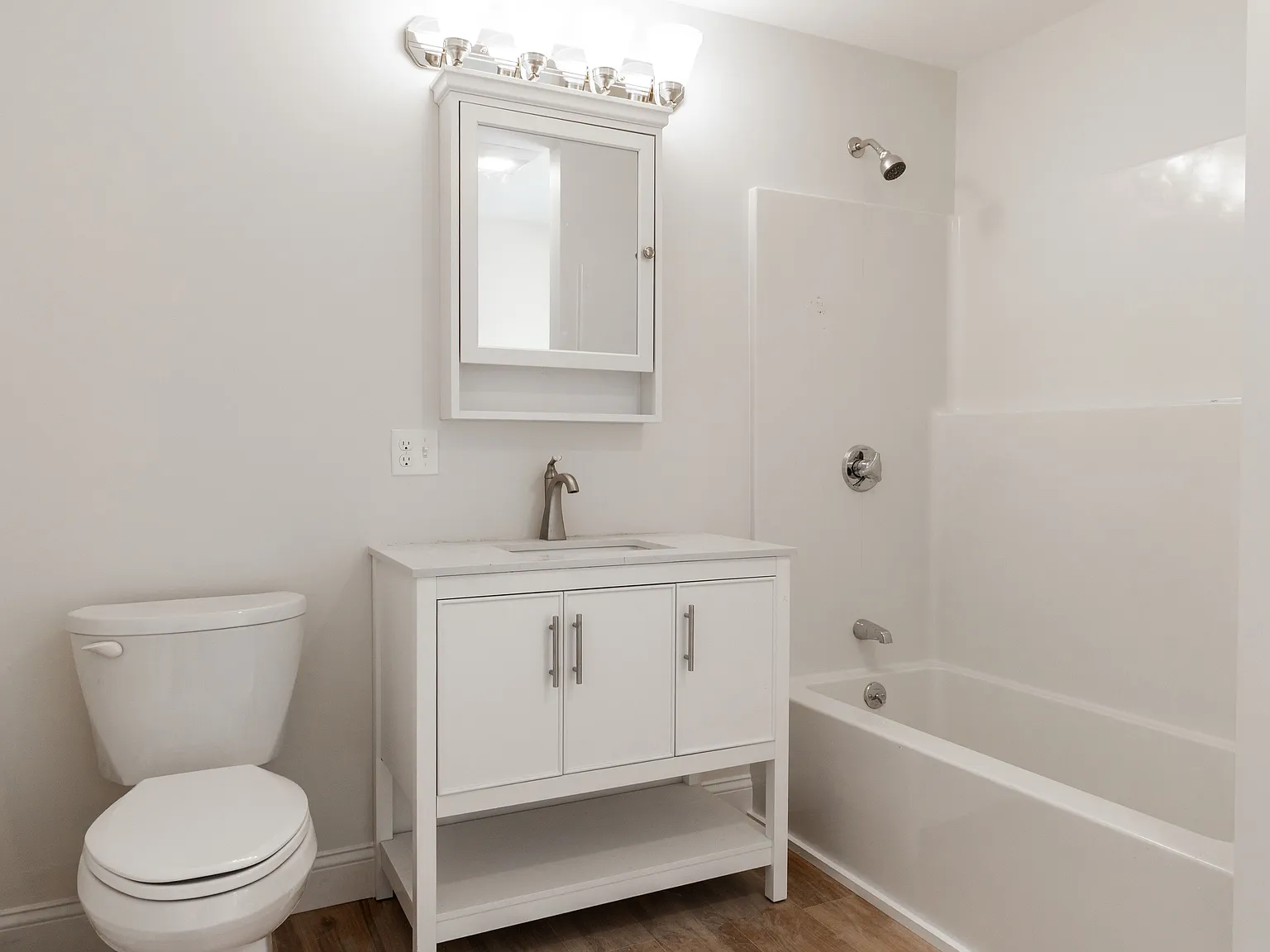 71 Friend St — Photo 3