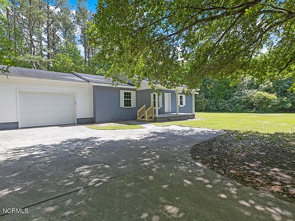 2nd image of 690 Maple Hill School Road