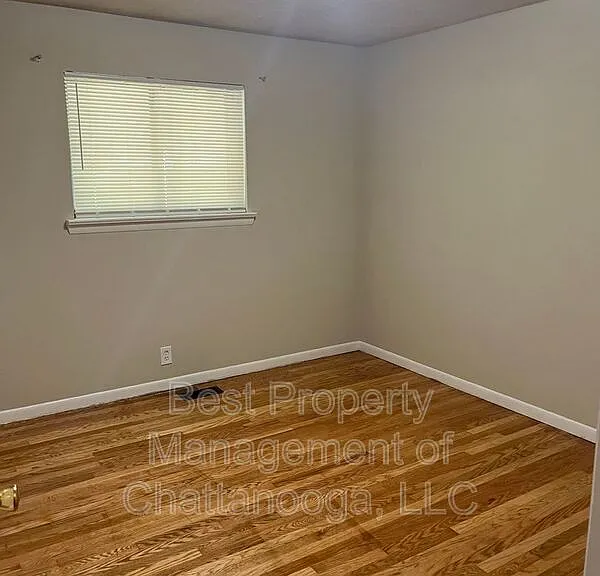 63 Crabtree Rd — Photo 9