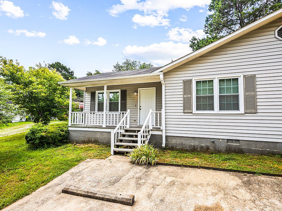 Unit A front entrance