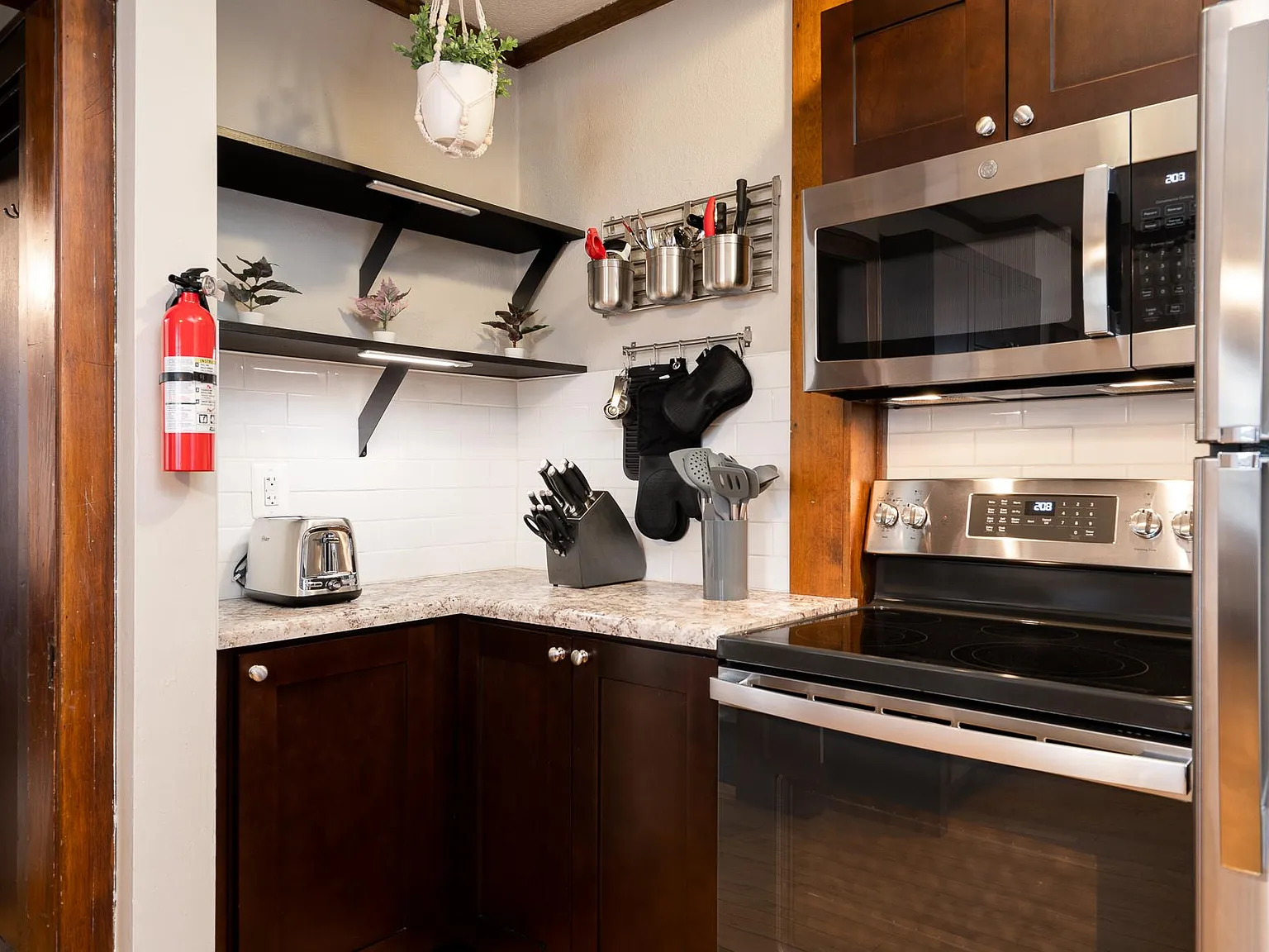 1 bed, 670 sqft, $1,800 — Photo 1