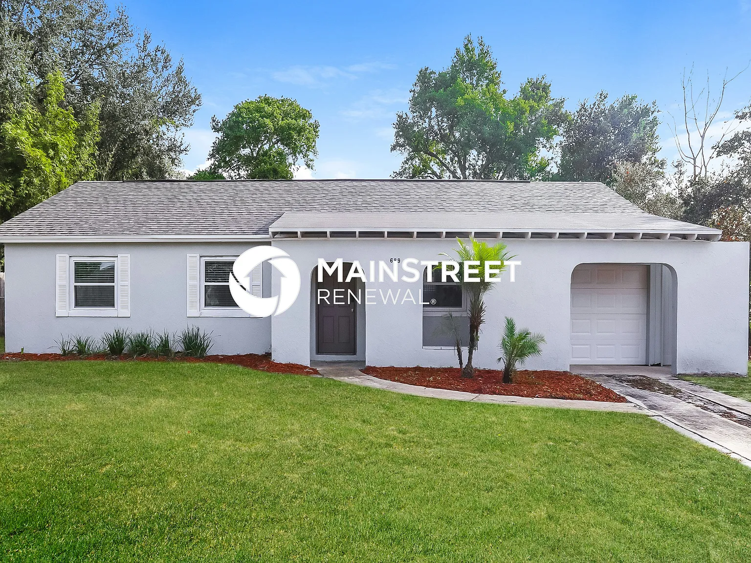 689 Fairchild Ave — Photo 1