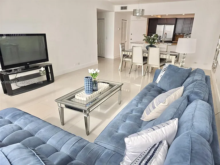 3505 S Ocean Dr #1506 — Photo 13