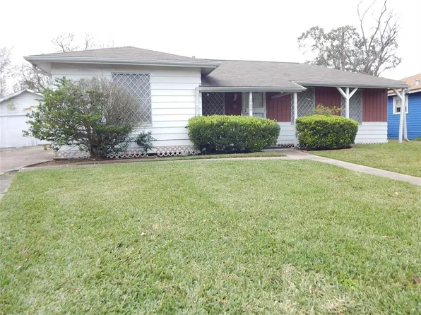 2234 Rainbow Dr, Houston, TX 77023