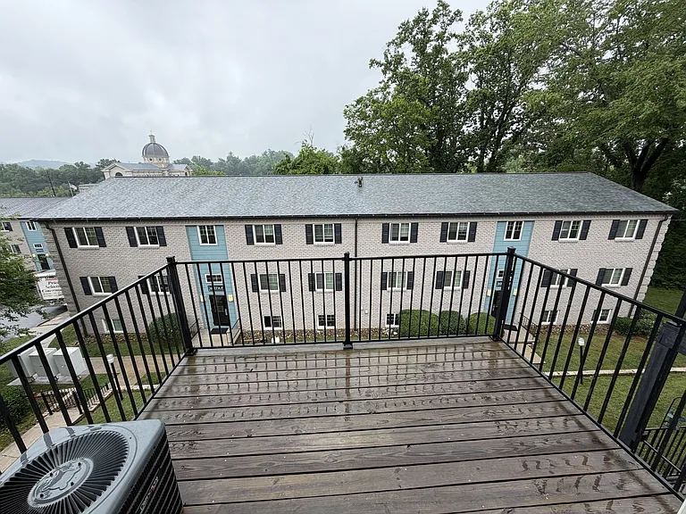 Bell View at Northshore Apartments — Photo 9