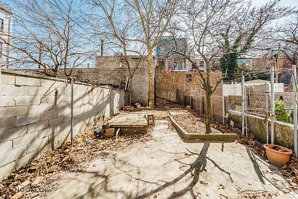 Rented by Nooklyn NYC LLC | media 30