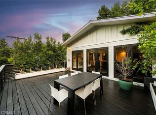 8516 Walnut Dr, Los Angeles, CA 90046