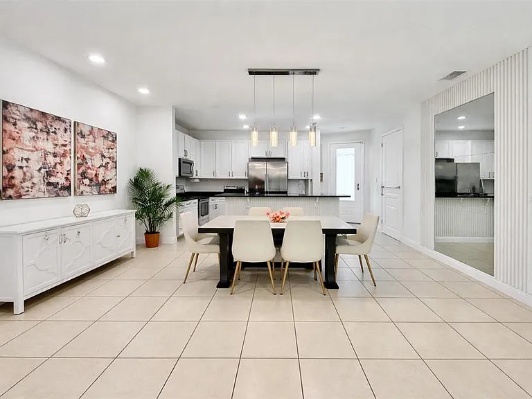 8458 Kelsall Dr — Photo 13