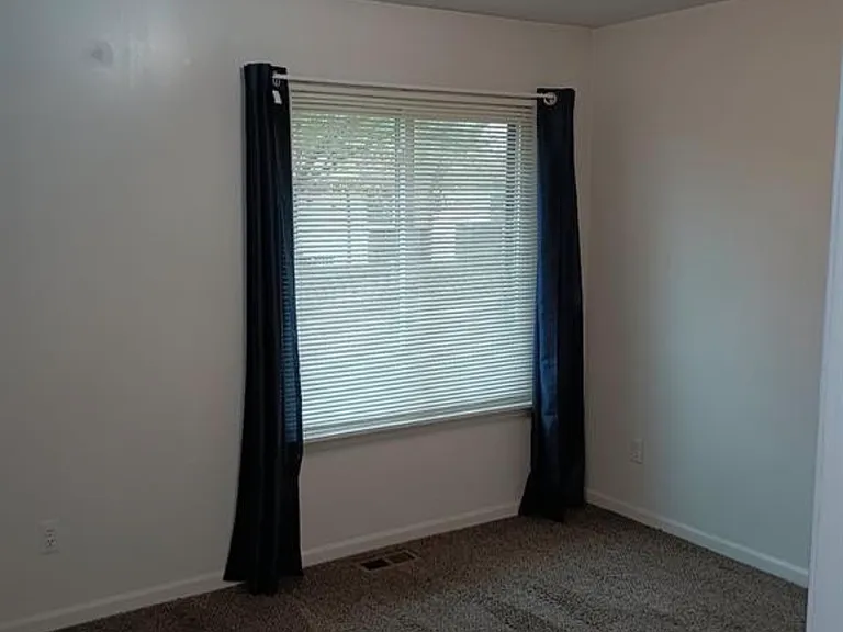 48600 Sugarbush Rd — Photo 5