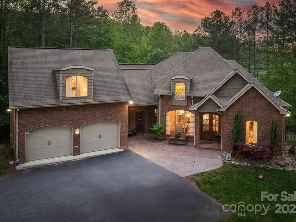 2163 W Paradise Harbor Dr, Connelly Springs, NC 28612