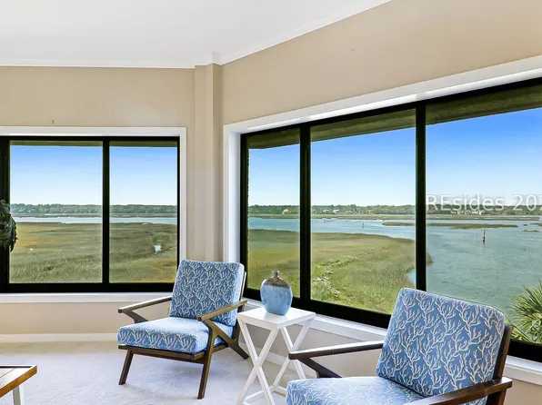 2 Shelter Cove Ln APT 220, Hilton Head Island, SC 29928