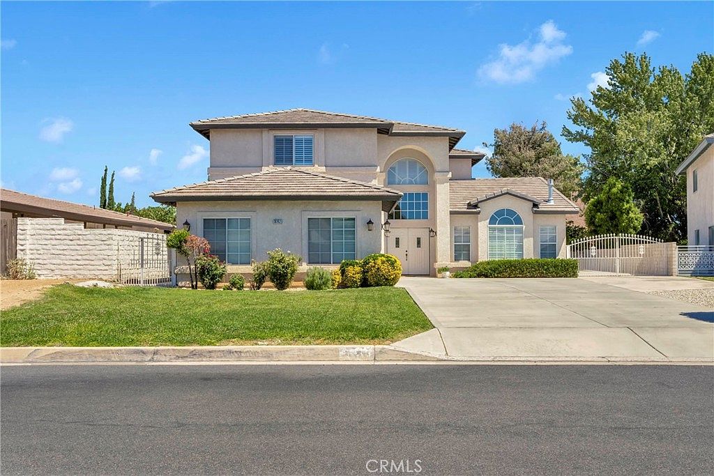 18142 Clearhaven Ln, Victorville, CA 92395 Zillow