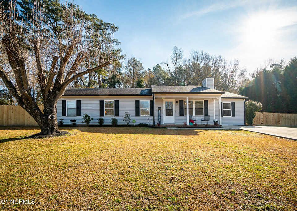 1st image of 103 Walking Leaf Dr