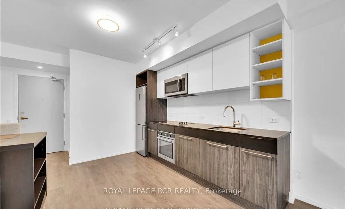 2 bed, $2,200 — Photo 4