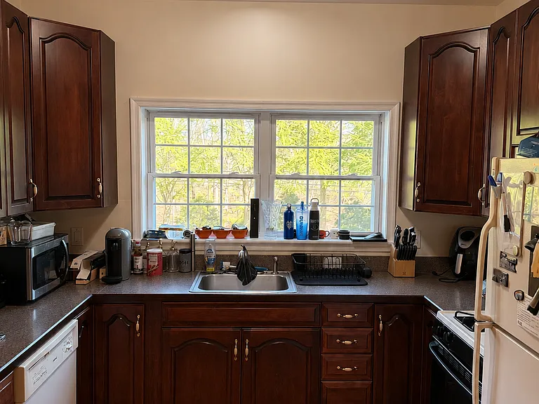 4 Laurel Heights Rd #4 — Photo 6