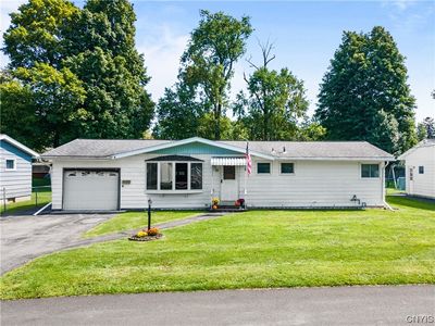 27 Royal Brook Ln, New York Mills, NY, 13417