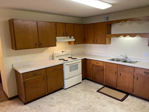 (undisclosed Address), Saint Charles, MN 55972