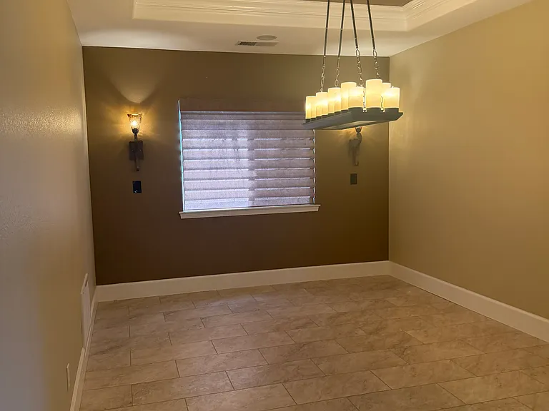 2142 Prestwick Dr — Photo 16