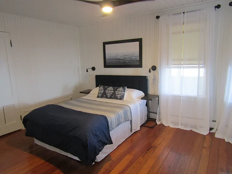 48 Beach Ave — Photo 13