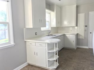 1041 E Acacia Ave, El Segundo, CA 90245