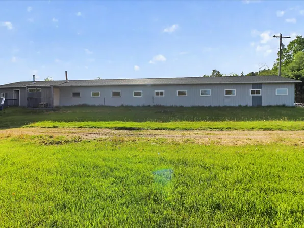 18426 Forteen Mile Rd, Leroy, MI 49655