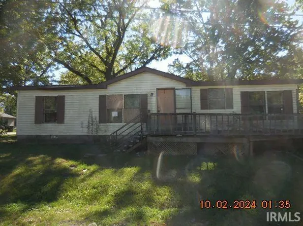 1600 Wallace Ave, Rochester, IN 46975