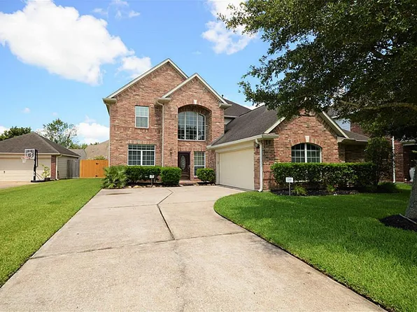 2512 Creeks Edge Dr, Pearland, TX 77581