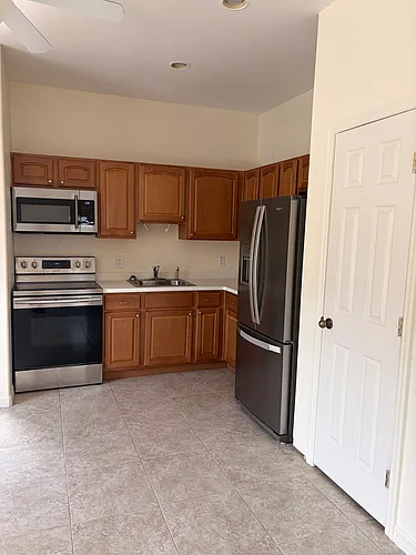 517 N Boundary Ave #A Photo 1