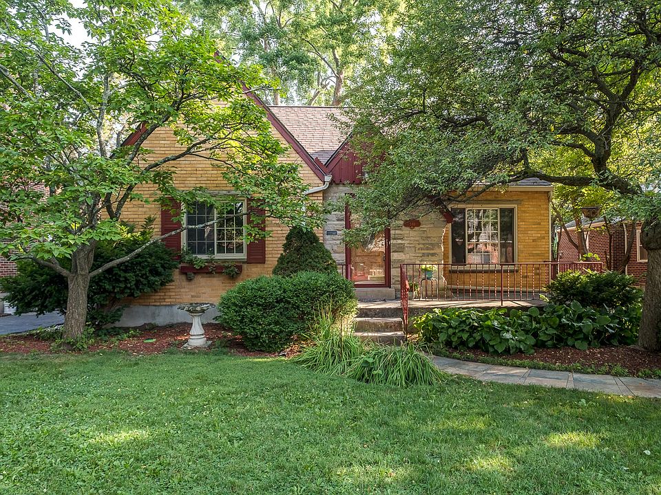 1st image of 341 Wisteria Dr