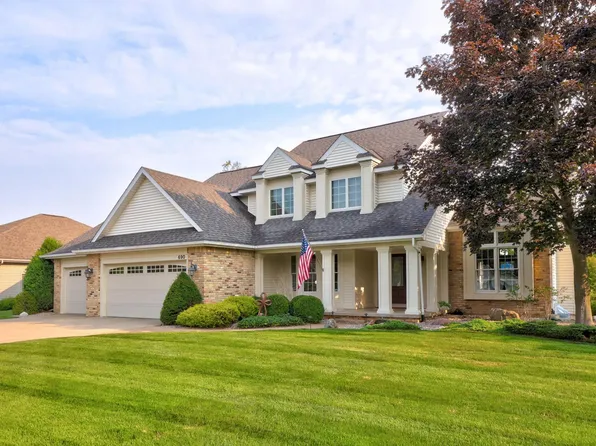 690 Country Ln, Frankenmuth, MI 48734