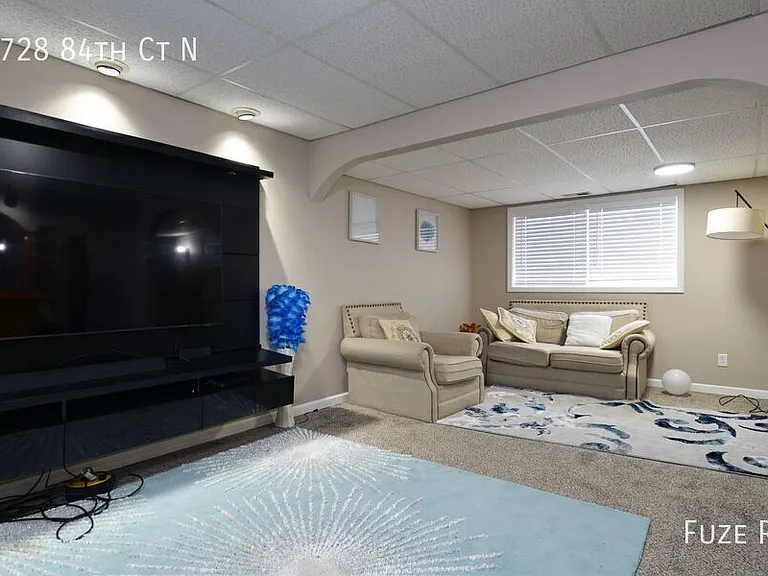 1728 84th Ct N — Photo 16