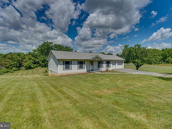 4th image of 94 Old Madison Ln