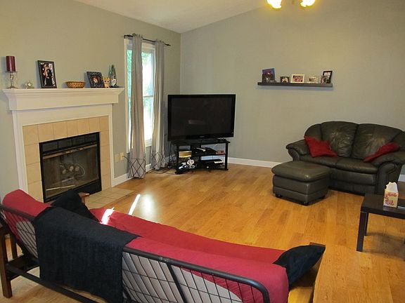 2nd image of 2312 Foxfire Dr