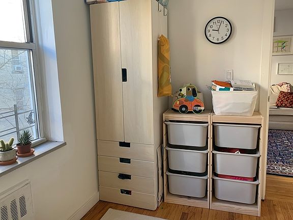 4th image of 2385 Barker Ave APT 4A