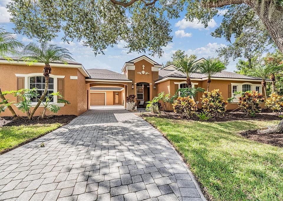 1st image of 7900 Umbrella Pine Way