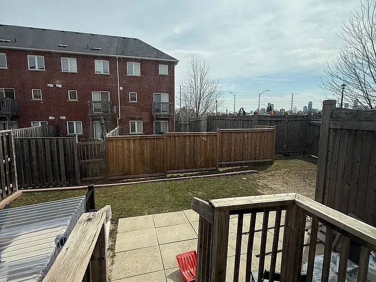 514 Candlestick Cir — Photo 38