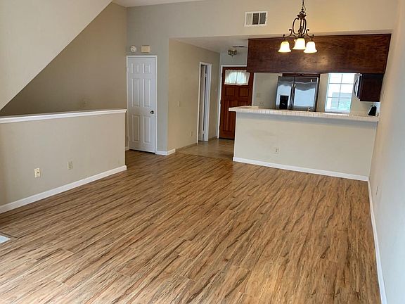 2nd image of 9310 Towne Centre Dr Unit 73