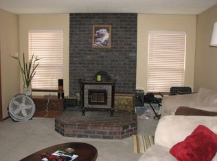 2921 Cambridge Rd, Cameron Park, CA 95682